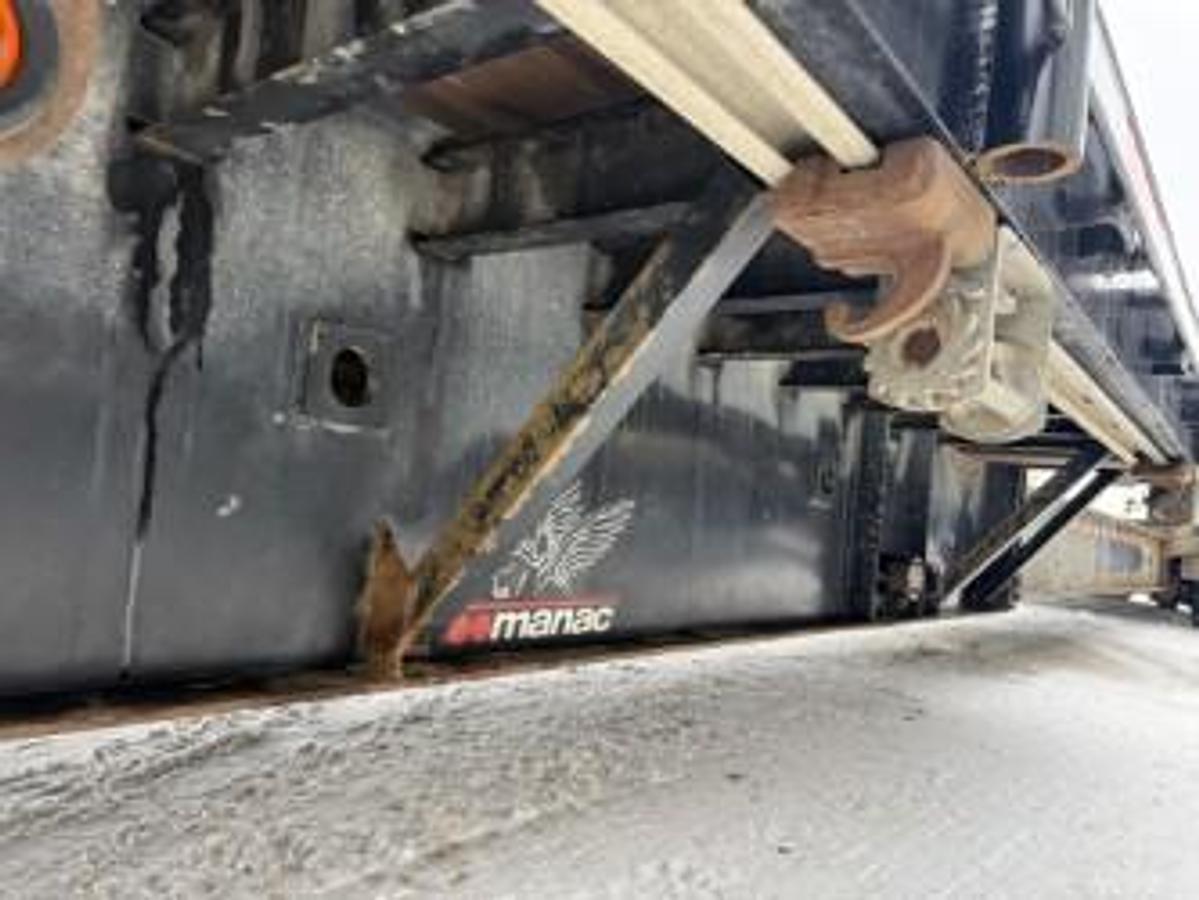 Used 2015 Manac 53' Tridem Extendable/Trombone Step Deck Low Pro