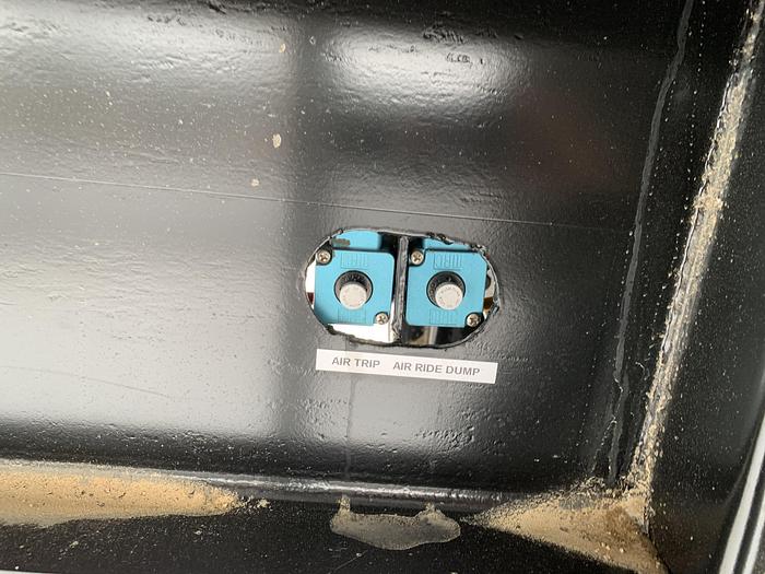 2023 Loadline Tridem End Dump