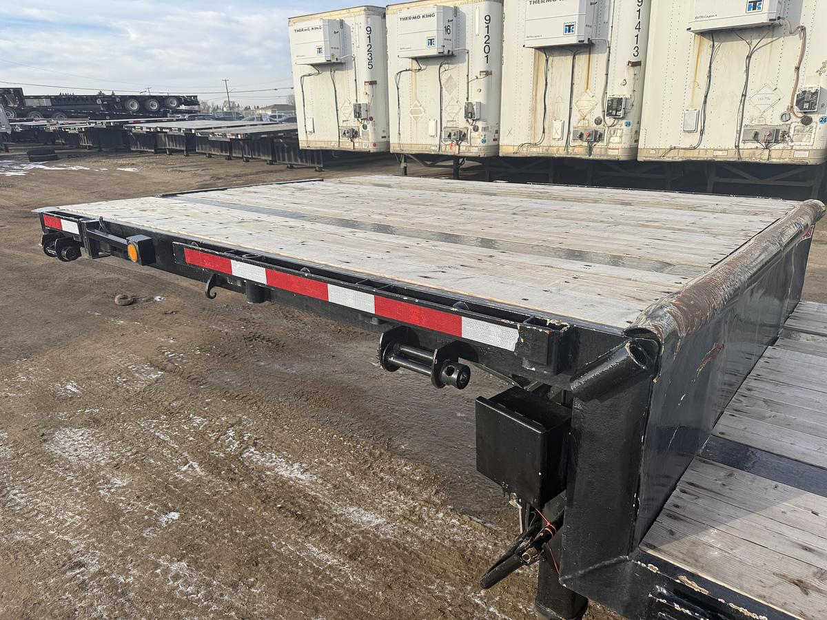 Used 2011 Manac 53' Tridem Extendable/Trombone Step Deck