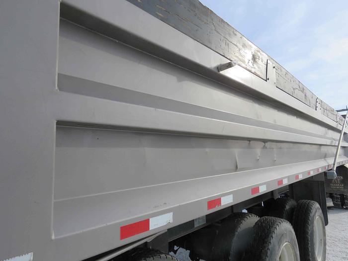 Used 2022 Load Line 35' Tridem End Dump