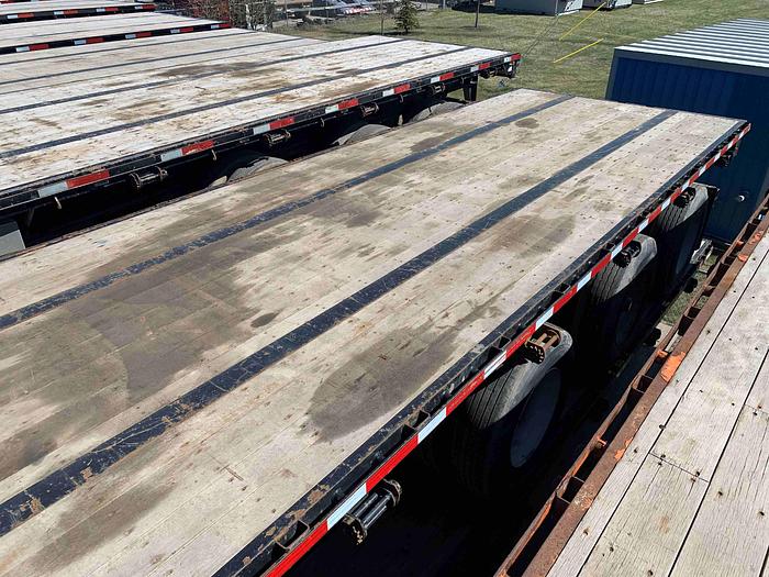 Used 2022 Fontaine 53' Tridem Flat Deck/Highboy