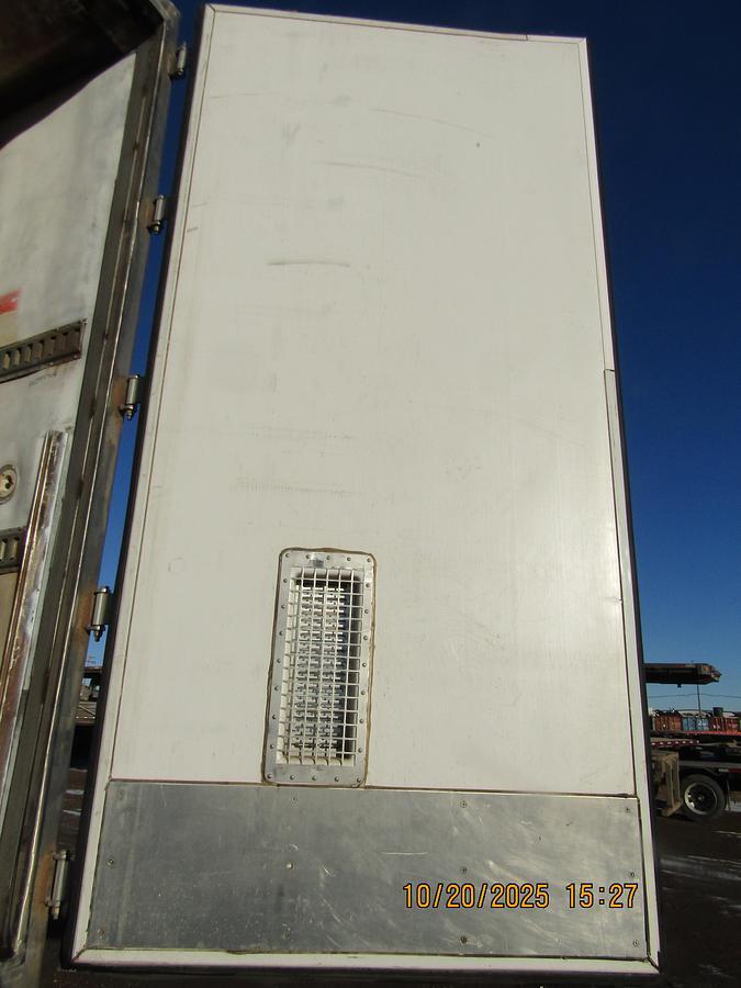 Used 2017 Utility 53' Multi-Temp Tridem Reefer/Refrigerated Van