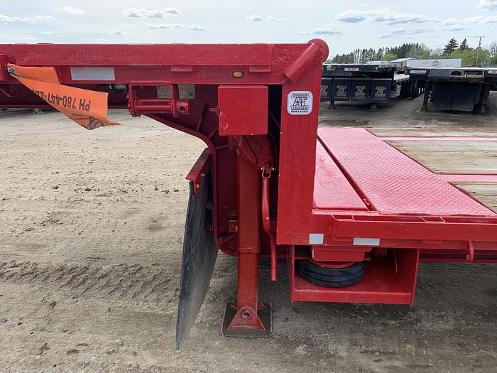 Used 2013 Manac 53' Tridem Extendable/Trombone Step Deck