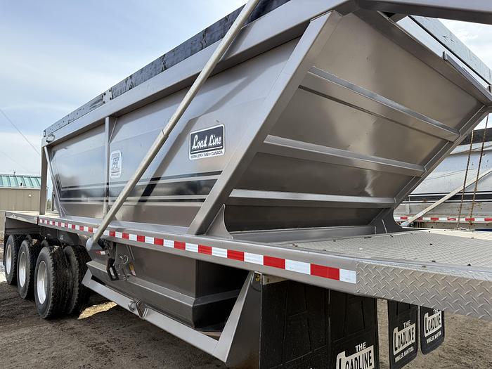 Used 2022 Load Line 40' Tridem Clam Dump