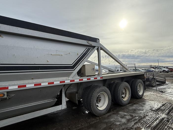 Used 2018 Load Line 42’ Tridem Clam Dump