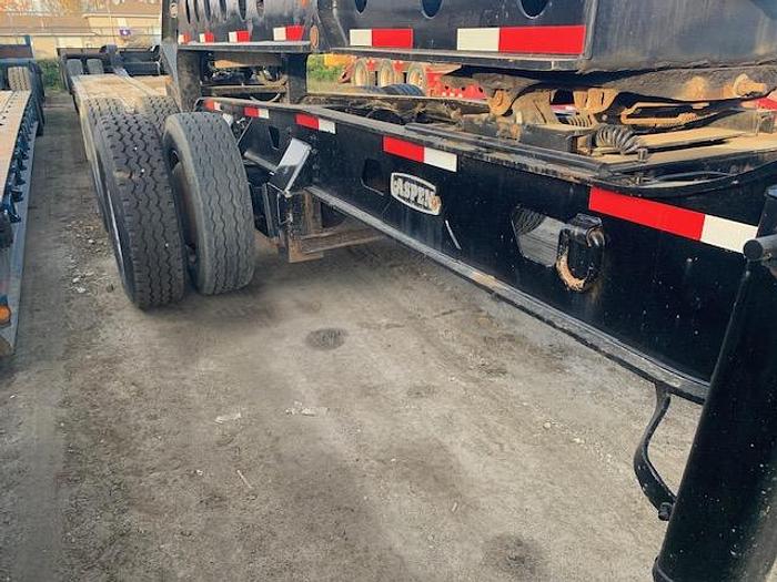 Used 2000 Aspen Hydraulic Low Bed / Low Boy Tandem Cali 9 Axle Combination