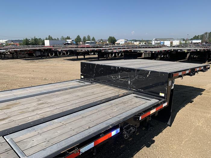 Used 2024 Lode King 53' Tridem Step Deck with Ramps