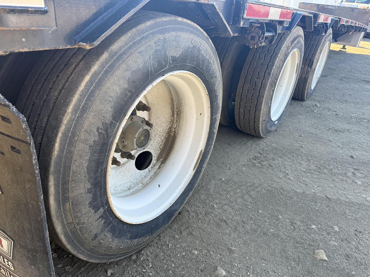 Used 2023 Lode King 53' Tridem Step Deck