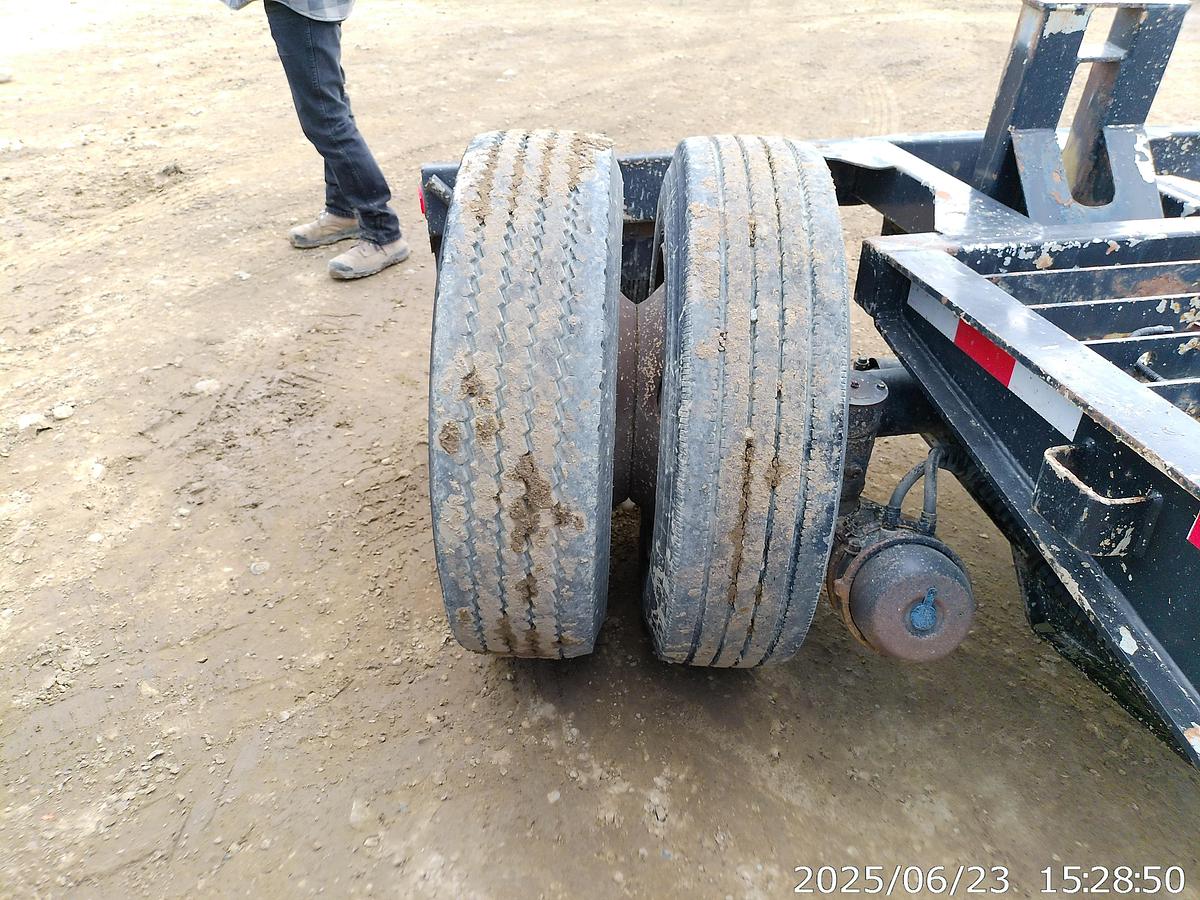 Used 2012 Gerry's Single Axle Claw-Style Booster