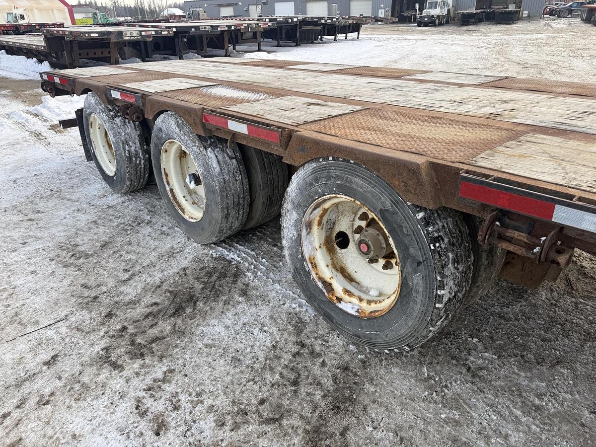 Used 2015 Manac 53' Tridem Step Deck