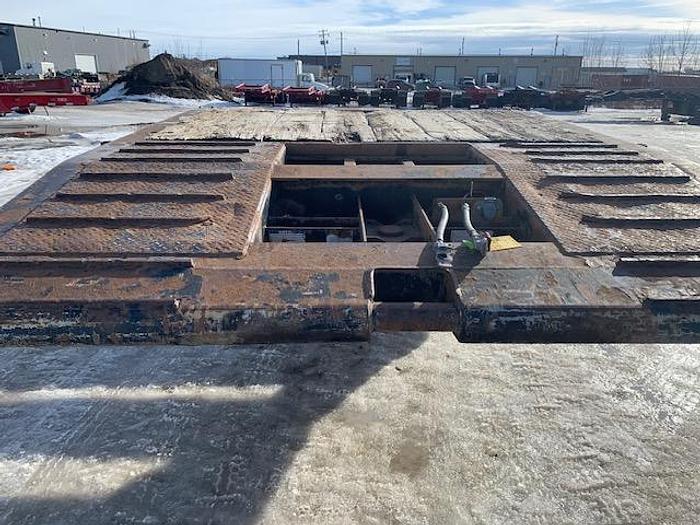 Used 2013 Doepker 12 Wheel Scissor Neck