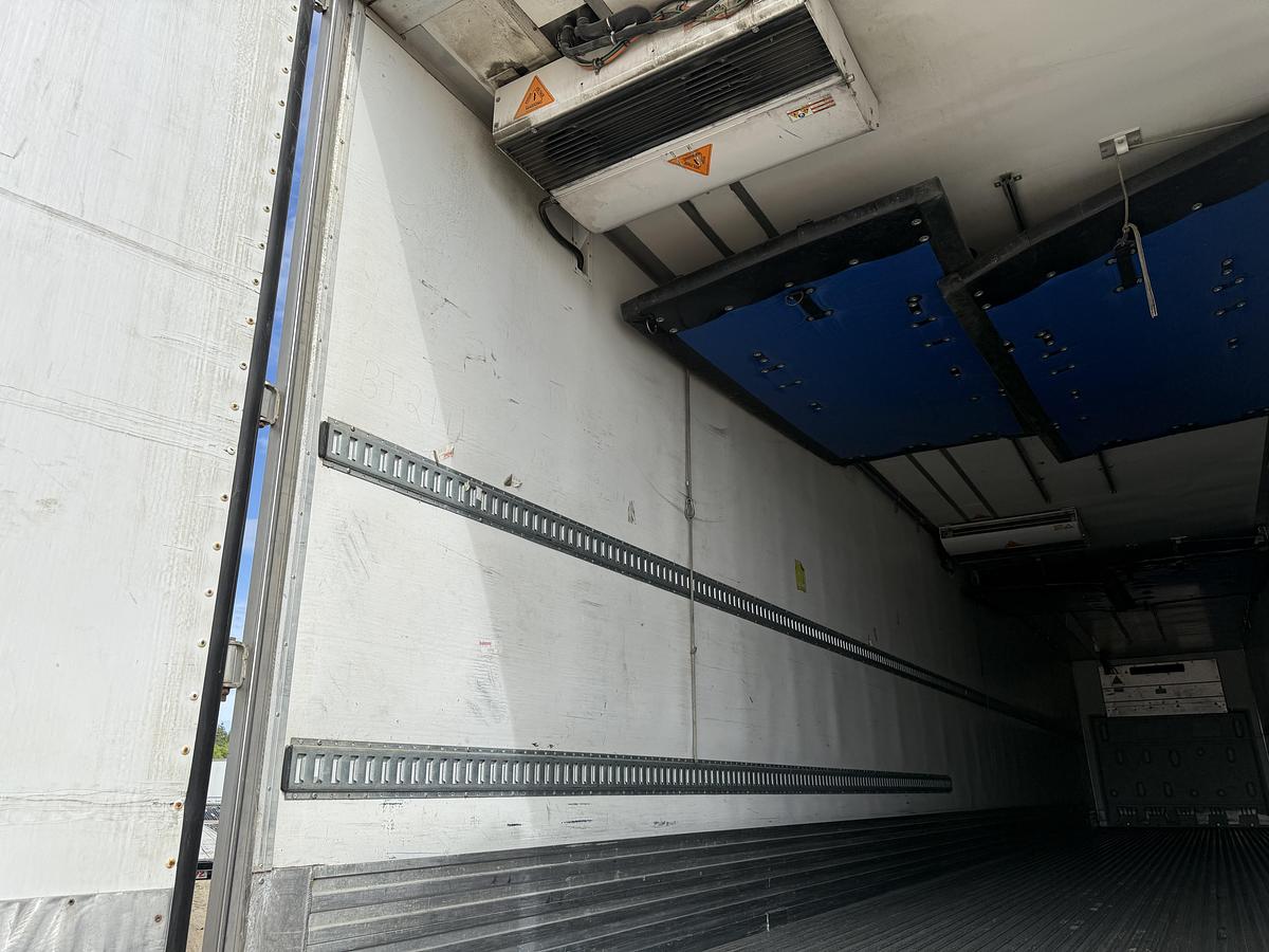 Used 2016 Utility 53' Multi-Temp Tridem Reefer/Refrigerated Van