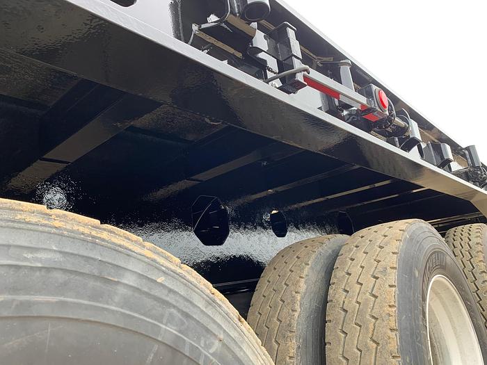 Used 2012 Stellar 51' Tridem Oilfield Float