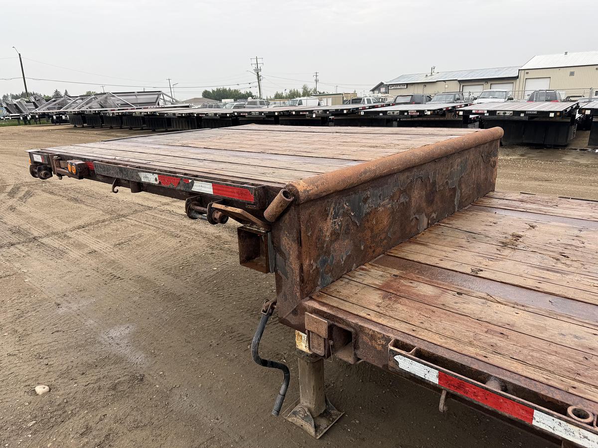 Used 2012 Manac 53' Step Deck Extendable/Trombone