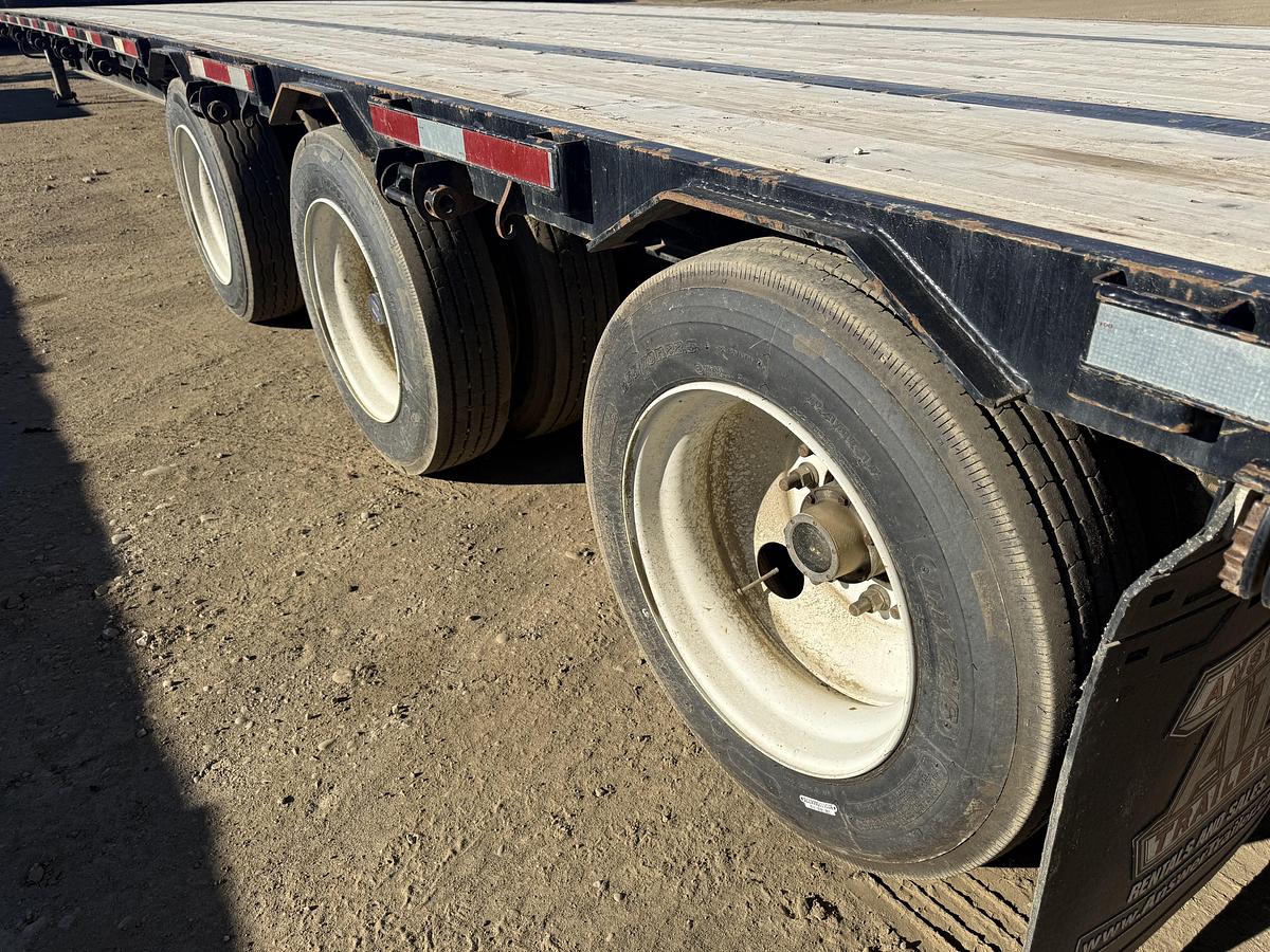 Used 2023 Lode King 53' Tridem Step Deck