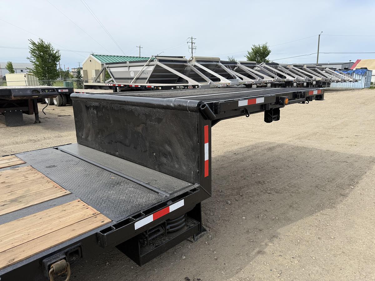 Used 2013 Manac 53' Tridem Extendable/Trombone Step Deck