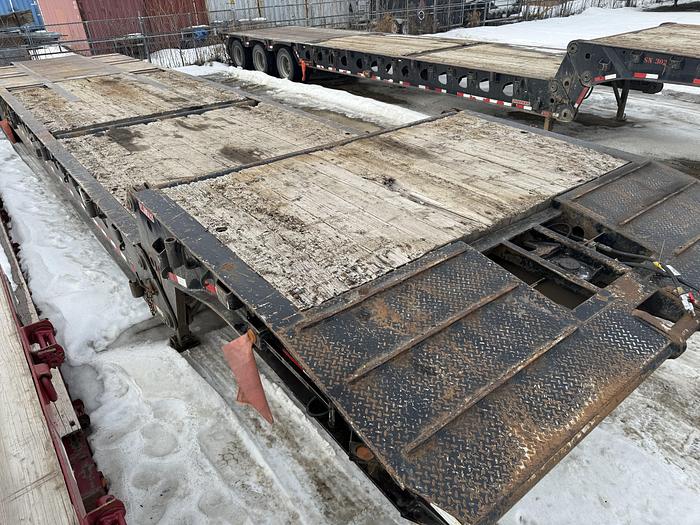 Used 2016 Doepker 12 Wheel Scissor Neck