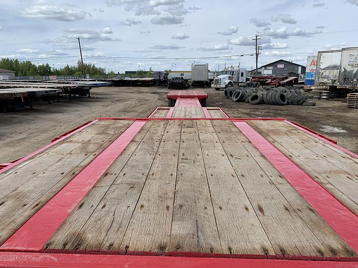 Used 2013 Manac 53' Tridem Extendable/Trombone Step Deck