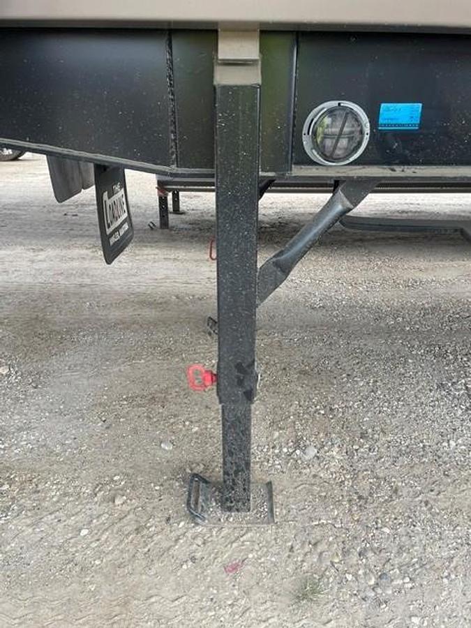 Used 2025 Load Line 35' Tridem End Dump