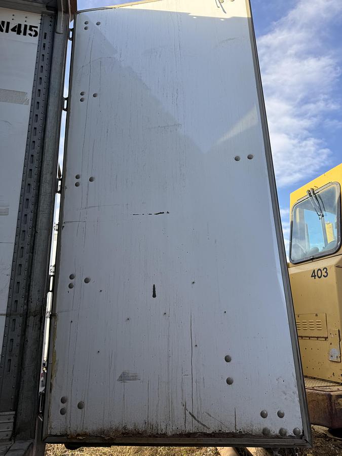 Used 2015 Vanguard 53' Tridem Dry Van Trailer