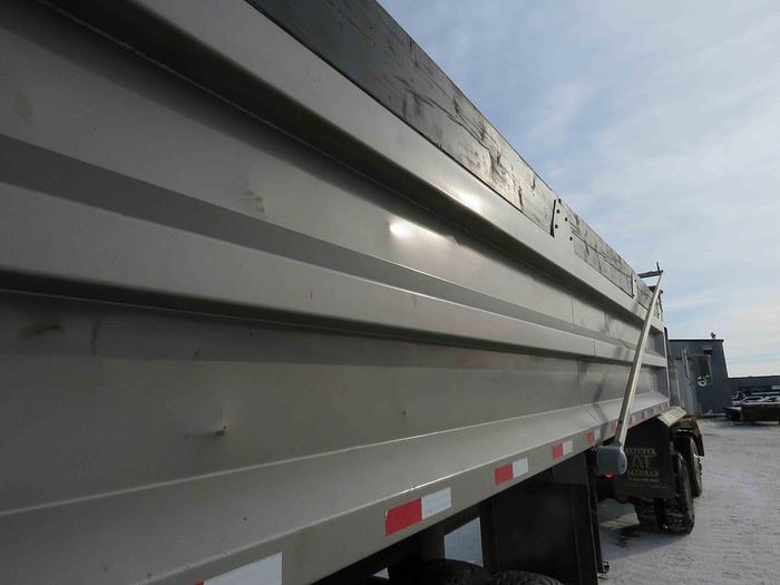 Used 2022 Load Line 35' Tridem End Dump