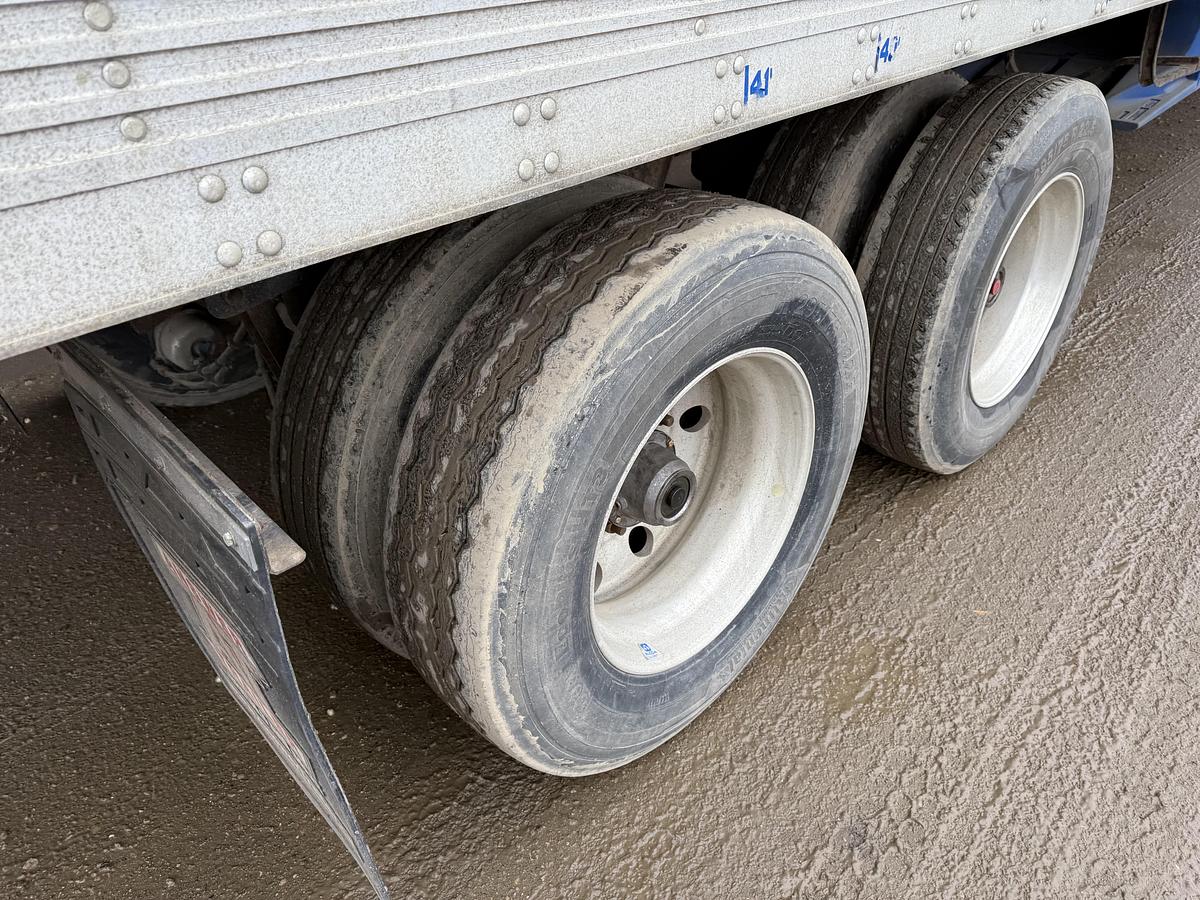 Used 2016 Utility 53' Tandem Reefer/Refrigerated Van