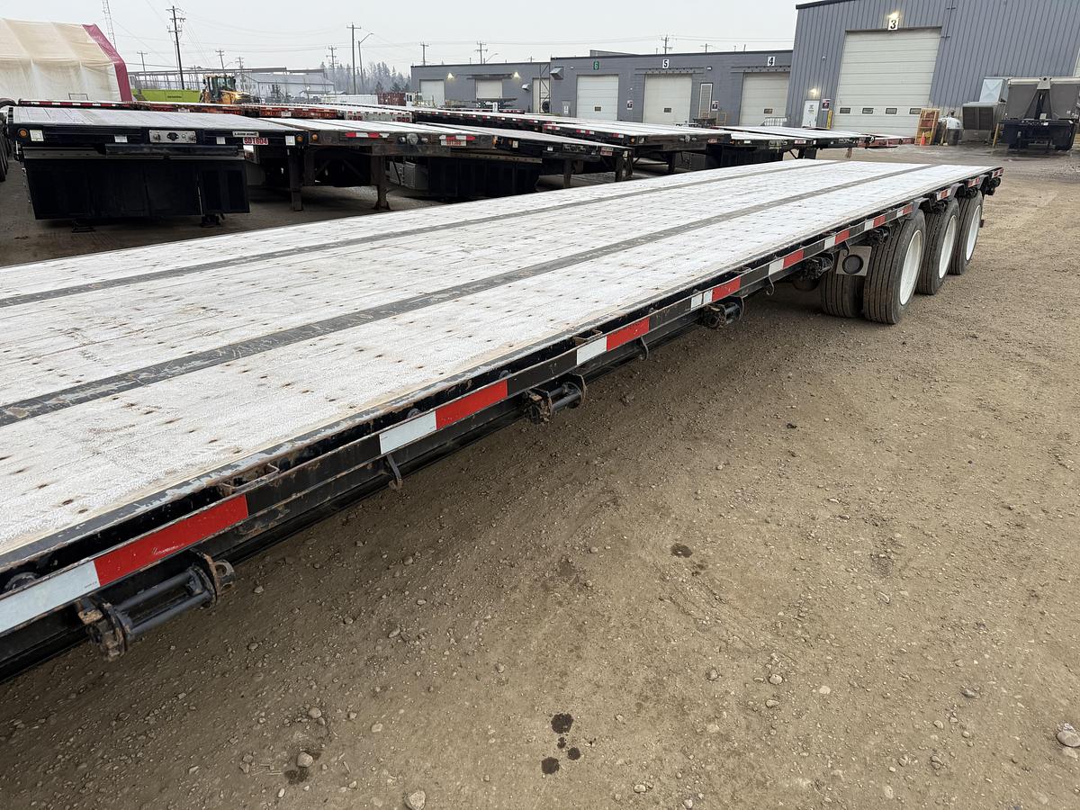 Used 2023 Lode King 53' Tridem Step Deck