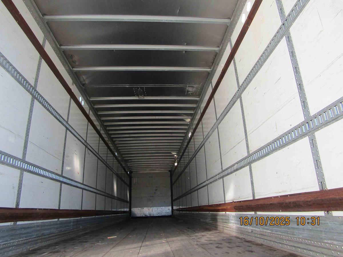 Used 2016 Stoughton 53' Tandem Dry Van