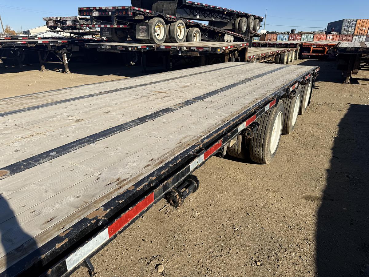 Used 2023 Lode King 53' Tridem Step Deck