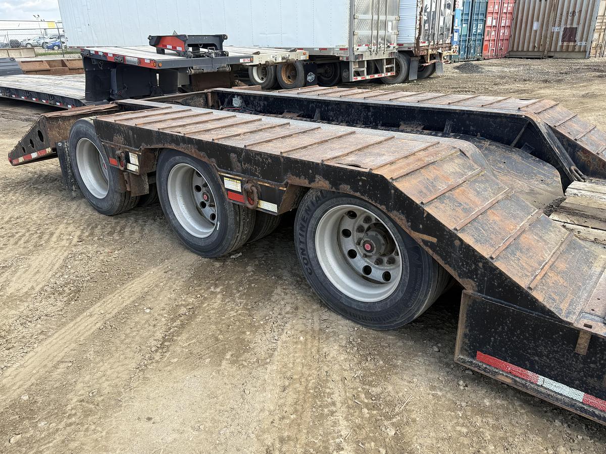 Used 2012 Felling Tridem Hydraulic Low Bed