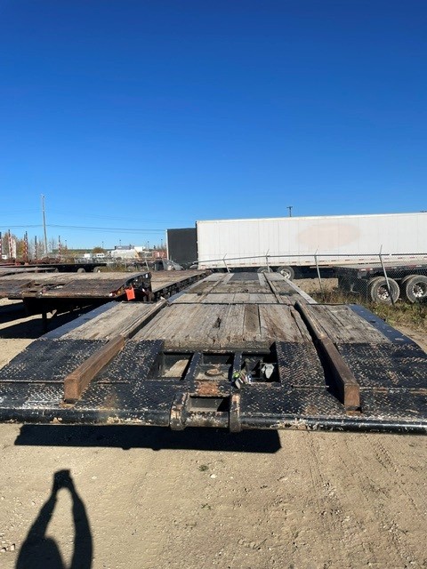 Used 2008 Doepker Tridem Scissor Neck with Rail - #SN1534