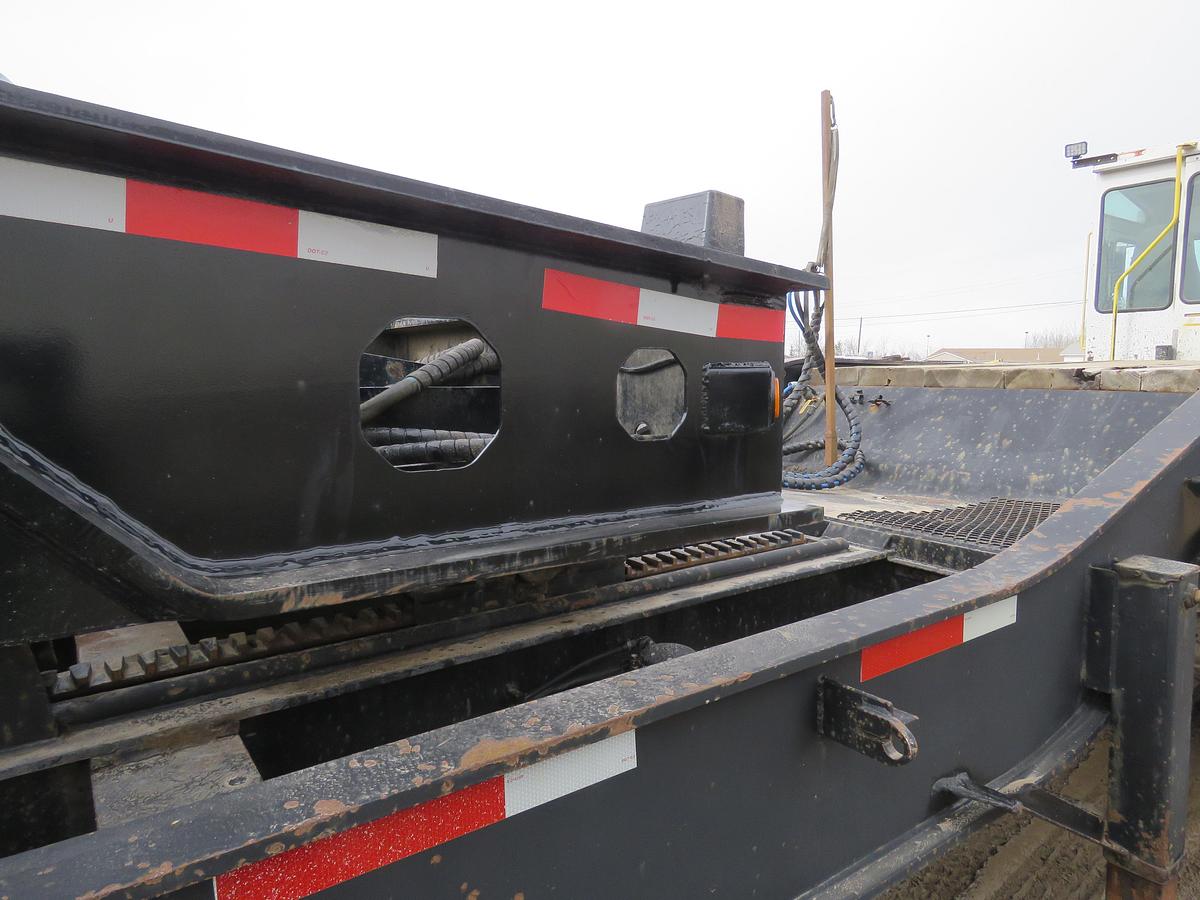 Used 2008 ETM 16 Wheeler Low Boy/Low Bed or 40 Wheel Combination - #LBH1159-C4