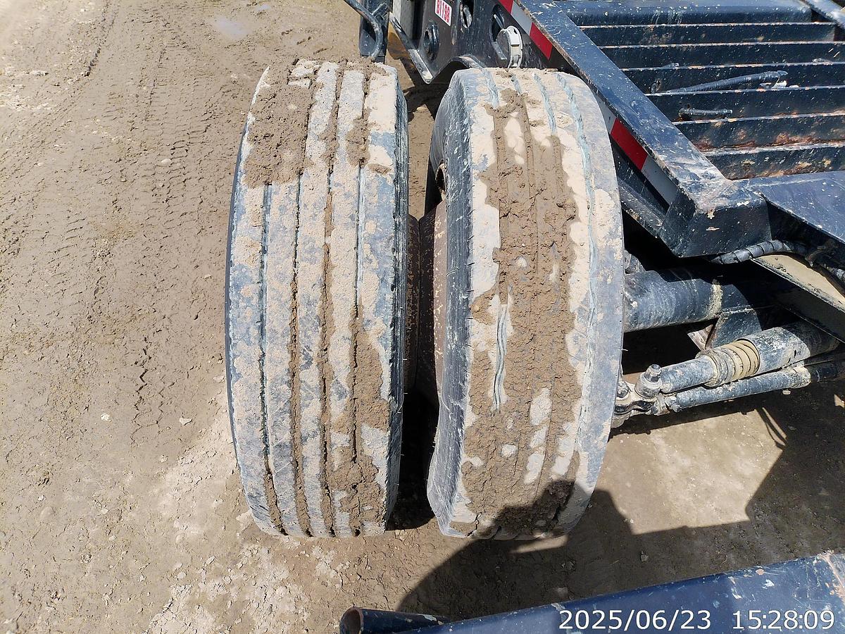 Used 2012 Gerry's Single Axle Claw-Style Booster