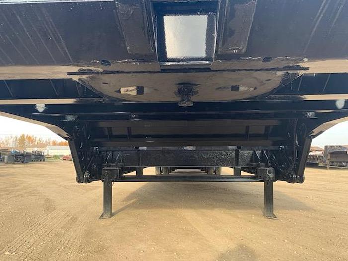 Used 2007 Gerry's 50 Ton Scissor Neck Lowboy