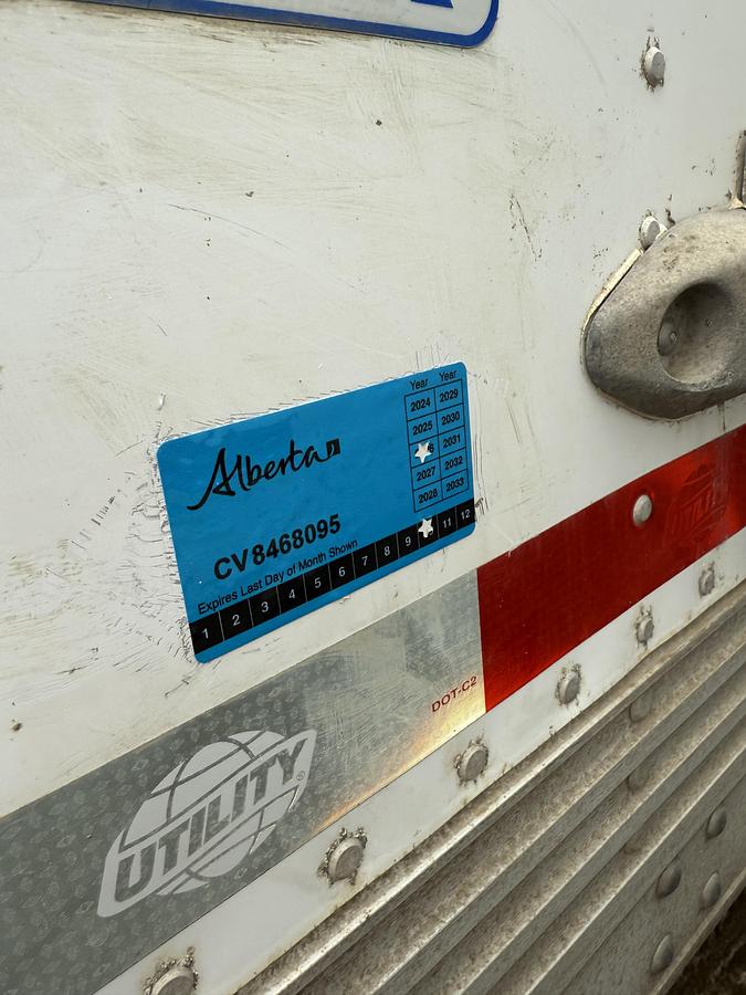 Used 2016 Utility 53' Tandem Reefer/Refrigerated Van