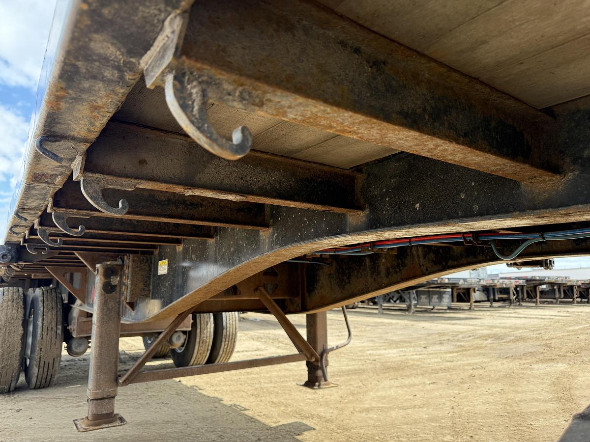 Used 2013 Fontaine Flat Deck Super B Lead/Pup