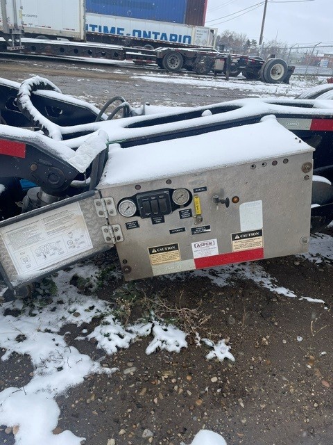Used 2016 Aspen Tandem Axle Booster - #B1439-C13
