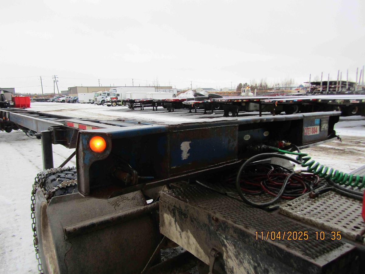 Used 2005 MAXAT 40' - 53' Tridem Extendable/Trombone Container Chassis