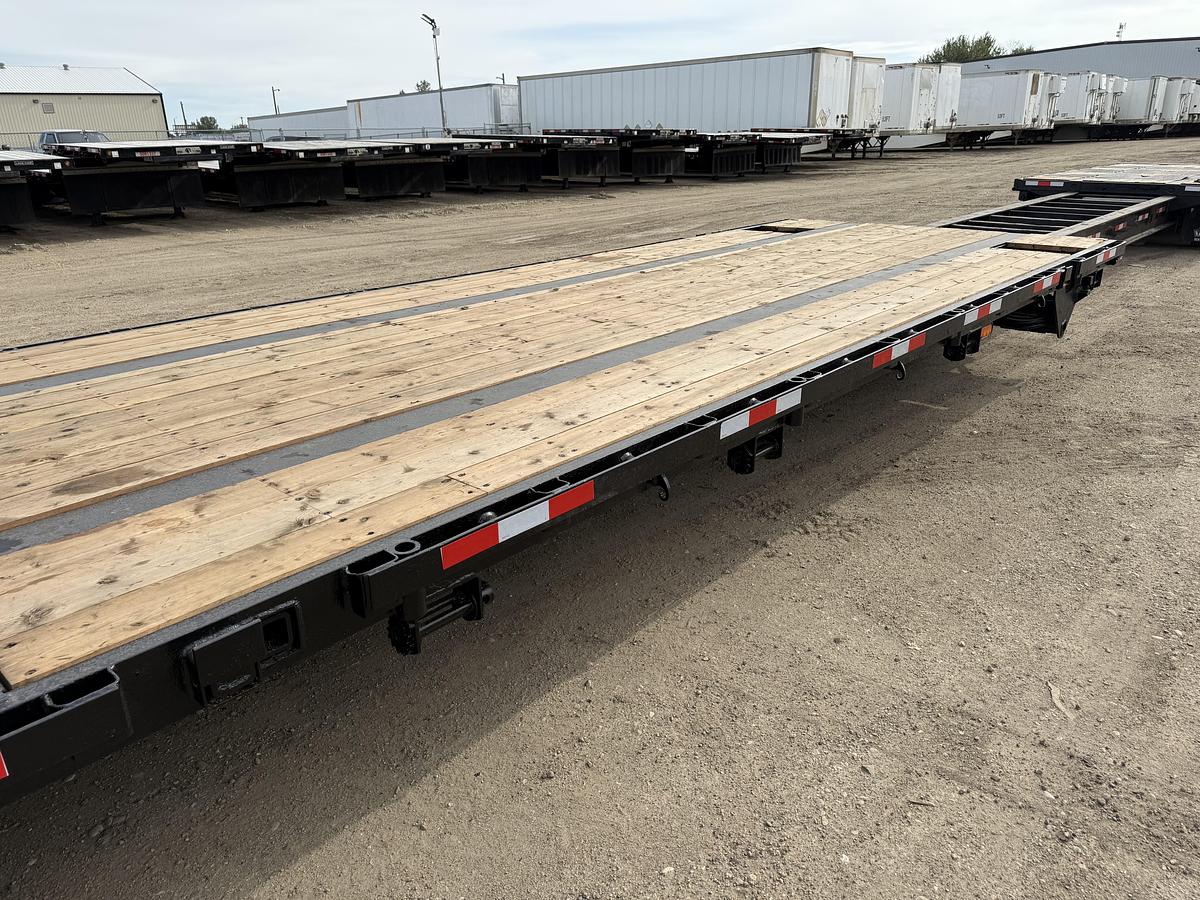 Used 2013 Manac 53' Tridem Extendable/Trombone Step Deck