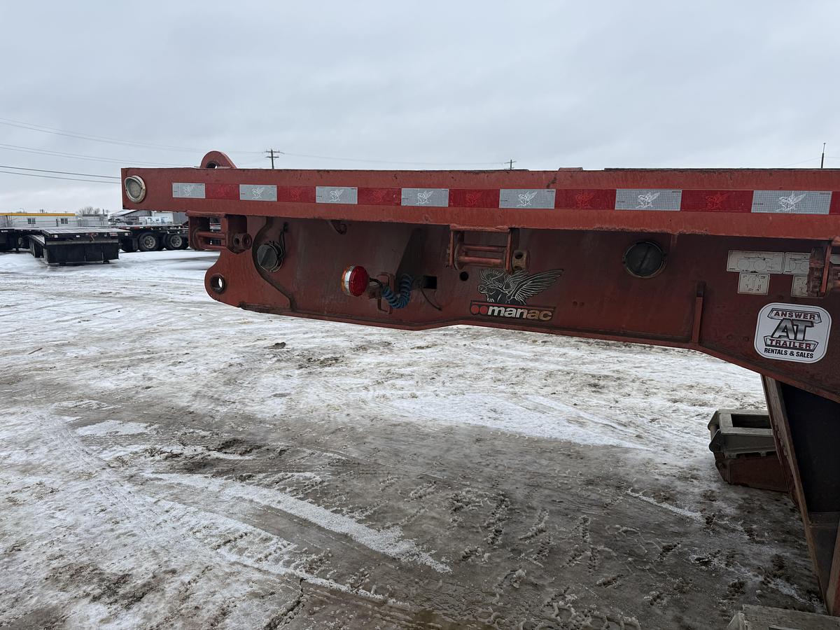 Used 2012 Manac 12 Wheel Double Drop Low Bed