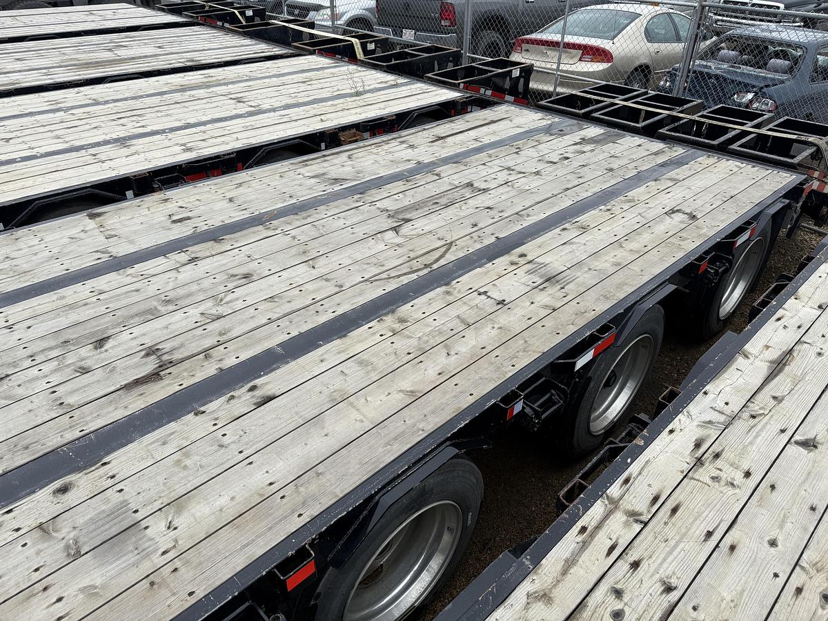 Used 2024 Lode King 53' Tridem Step Deck with Ramps