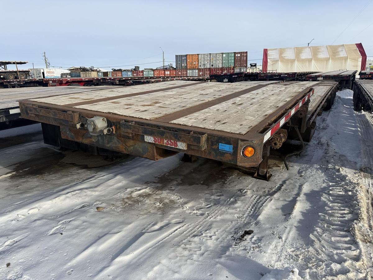 Used 2016 Manac 53' Tridem Step Deck