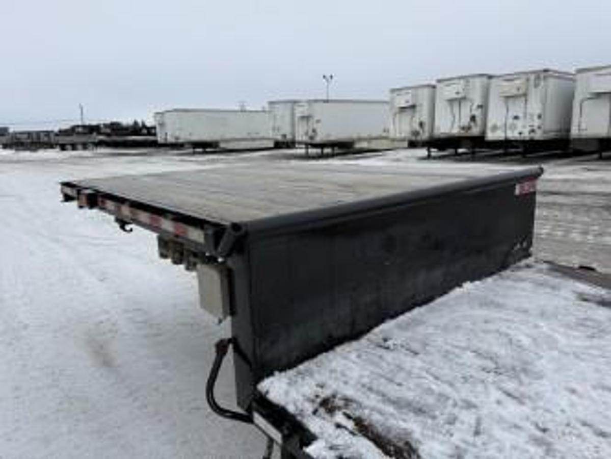 Used 2015 Manac 53' Tridem Extendable/Trombone Step Deck Low Pro