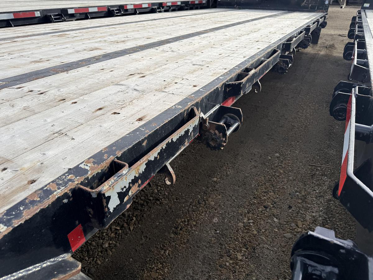 Used 2022 Lode King 53' Tridem Step Deck with Ramps