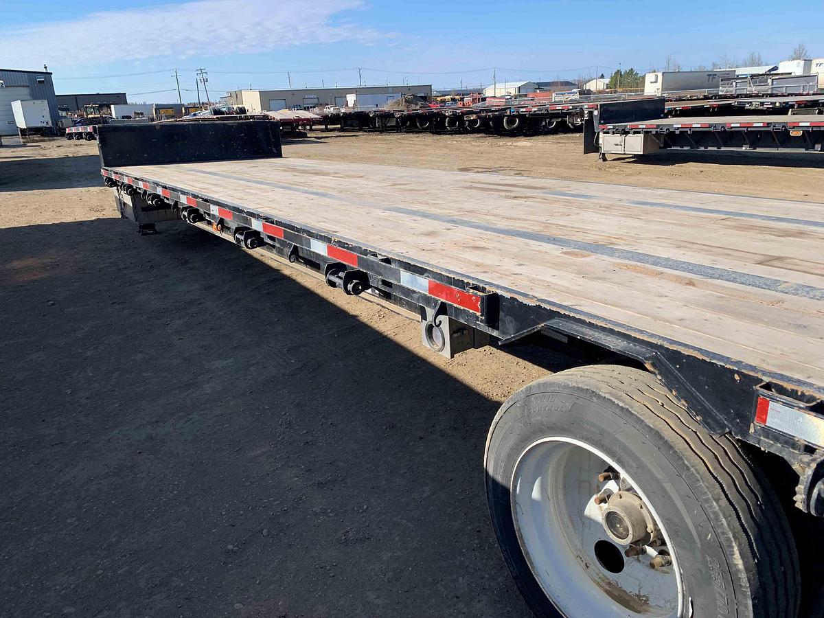 Used 2023 Lode King 53' Tridem Step Deck