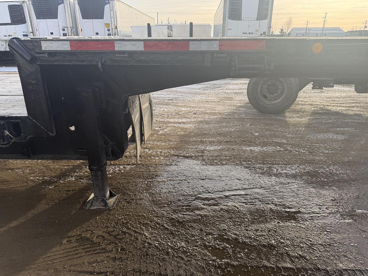 Used 2011 Manac 53' Tridem Extendable/Trombone Step Deck