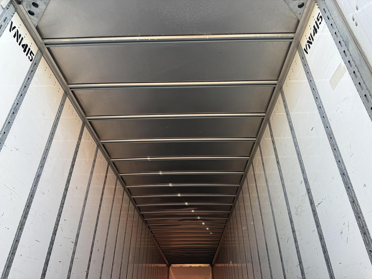 Used 2015 Vanguard 53' Tridem Dry Van Trailer