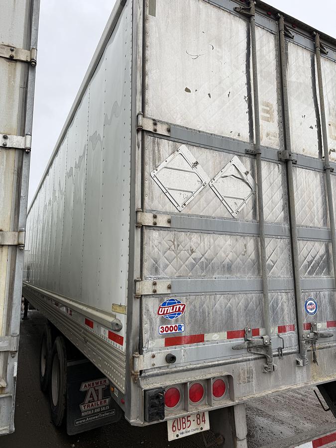 Used 2016 Utility 53' Tandem Reefer/Refrigerated Van