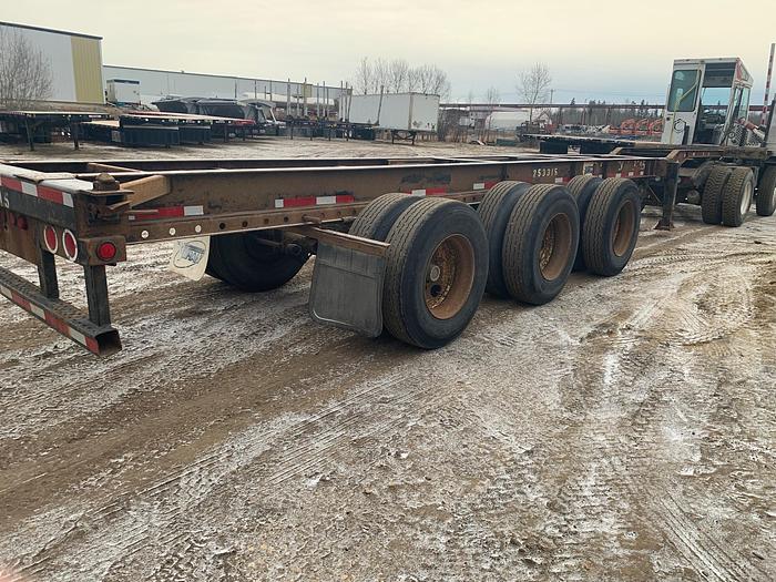 Used 2005 Di-Mond 40' Tridem Extendable/Trombone Container Chasis