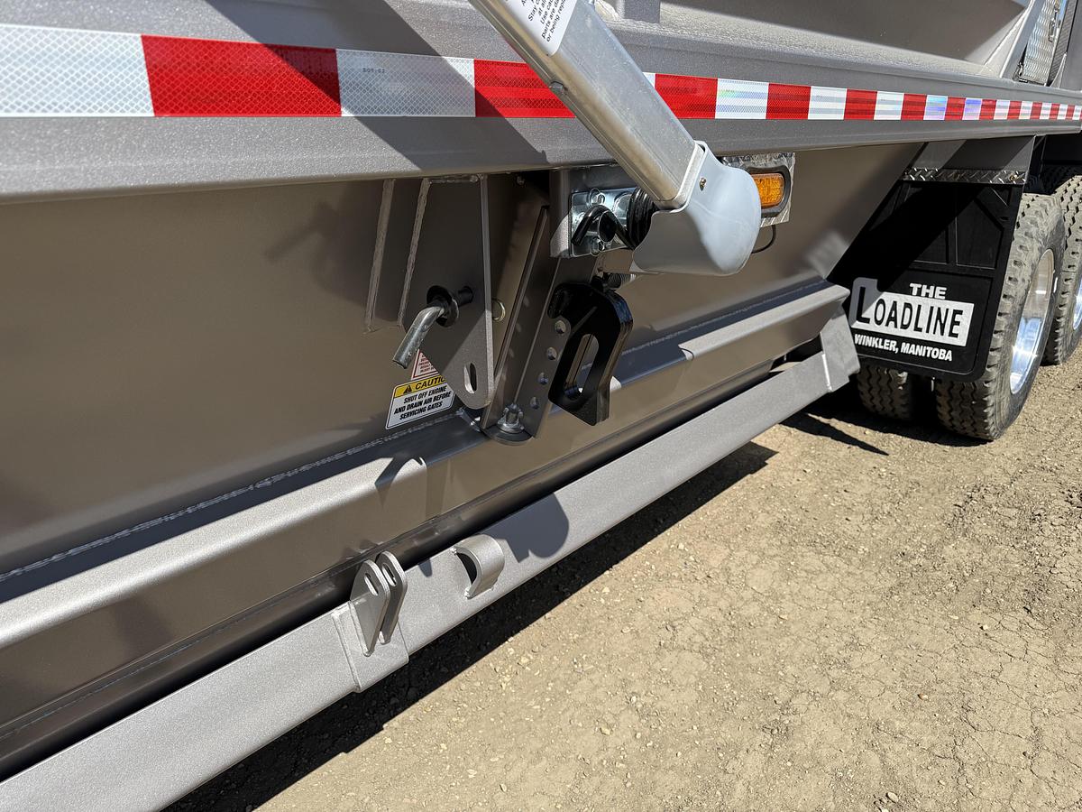 2025 Load Line 42' Tridem Clam Dump